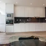 Flh Campo De Ourique Bright 아파트
